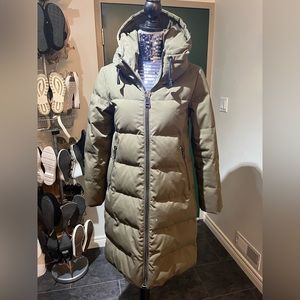 DKNY puffer parka olive army green S